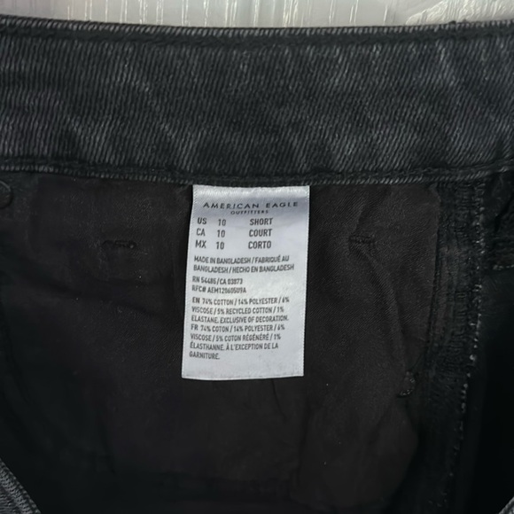 American Eagle - Mom Jean - Picture 5 of 6